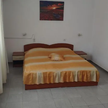 семеен ирина ホテル