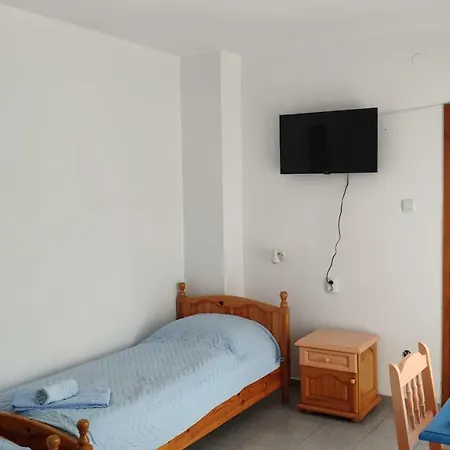 Hotel семеен ирина Lozenets