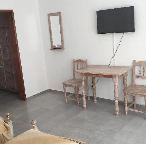 семеен ирина 호텔