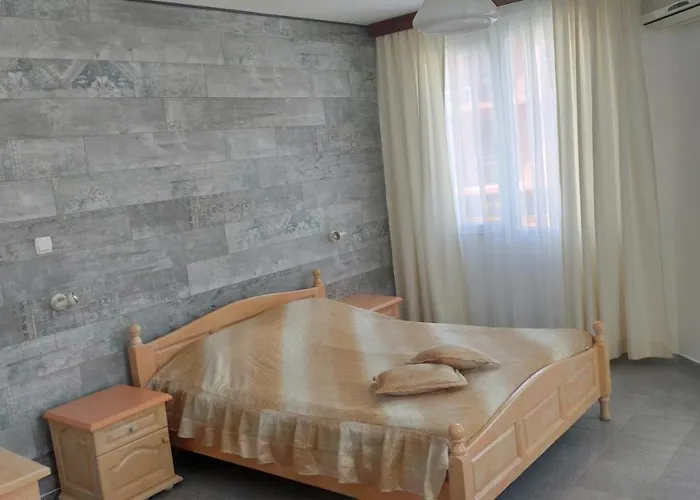 호텔 семеен ирина 로제넷츠