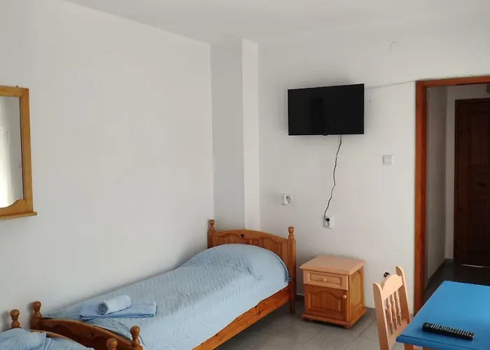 호텔 семеен ирина 로제넷츠