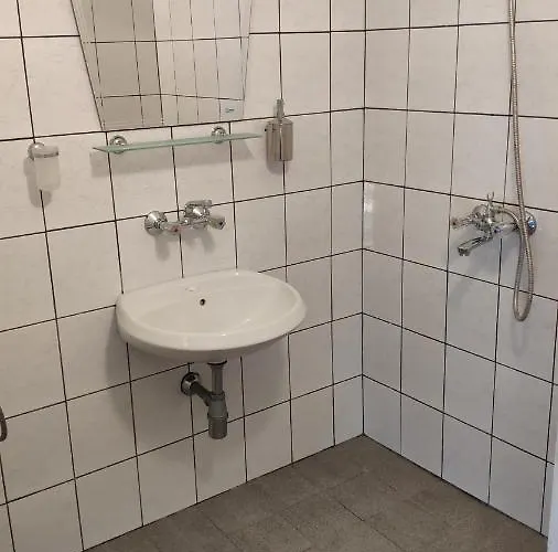 семеен ирина 호텔